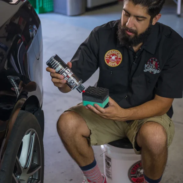 Tire+Trim Gel - პლასტმასის და რეზინის სიპრიალის აღმდგენი და დამცავი გელი